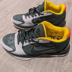 Kobe 5 Basketball shoes